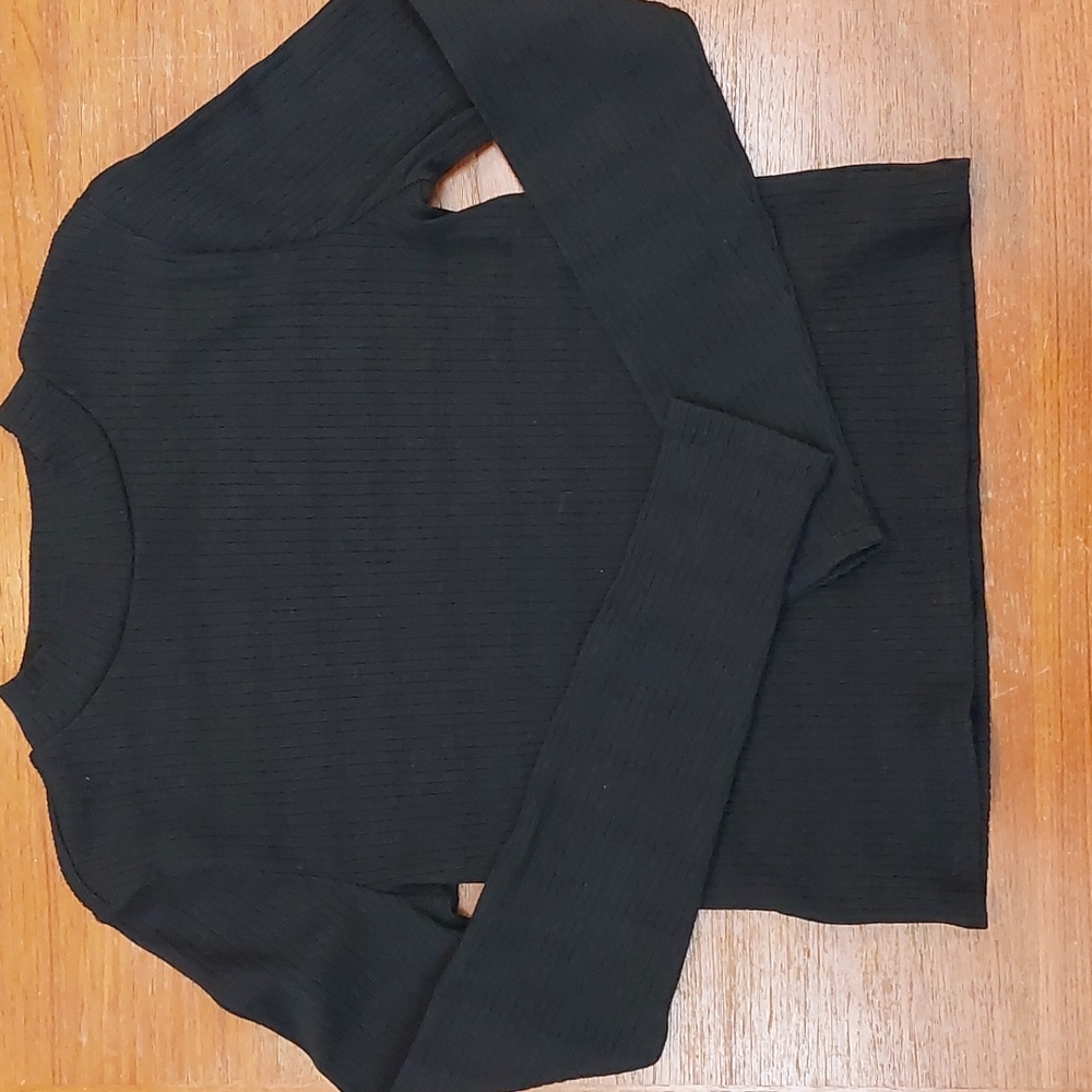 Banana Republic Black Mock Neck Ribbed Long Sleeve Slight Crop Top EUC Size S